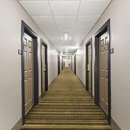 Country Inn & Suites By Radisson, Hinesville, Ga Buitenkant foto