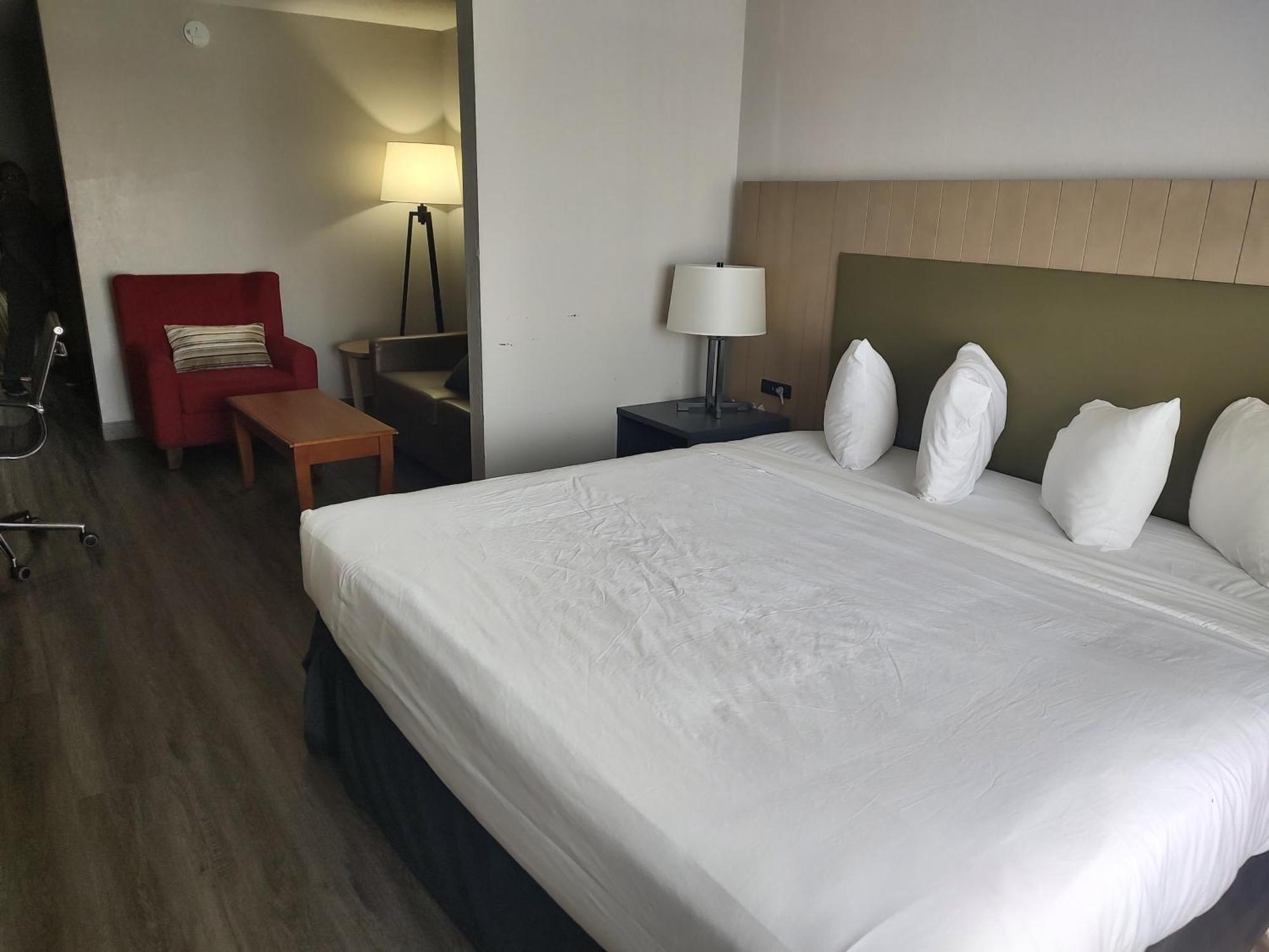 Country Inn & Suites By Radisson, Hinesville, Ga Buitenkant foto