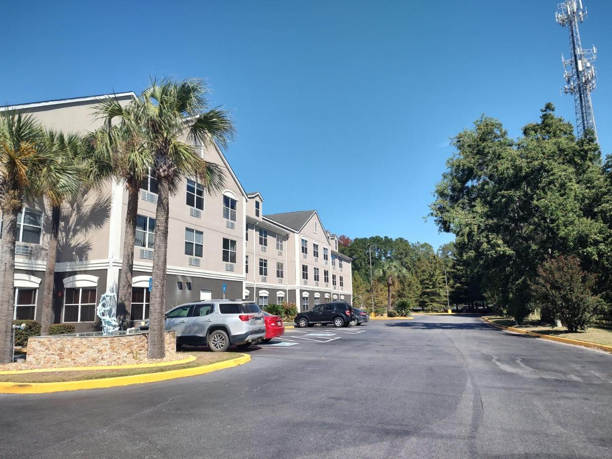 Country Inn & Suites By Radisson, Hinesville, Ga Buitenkant foto