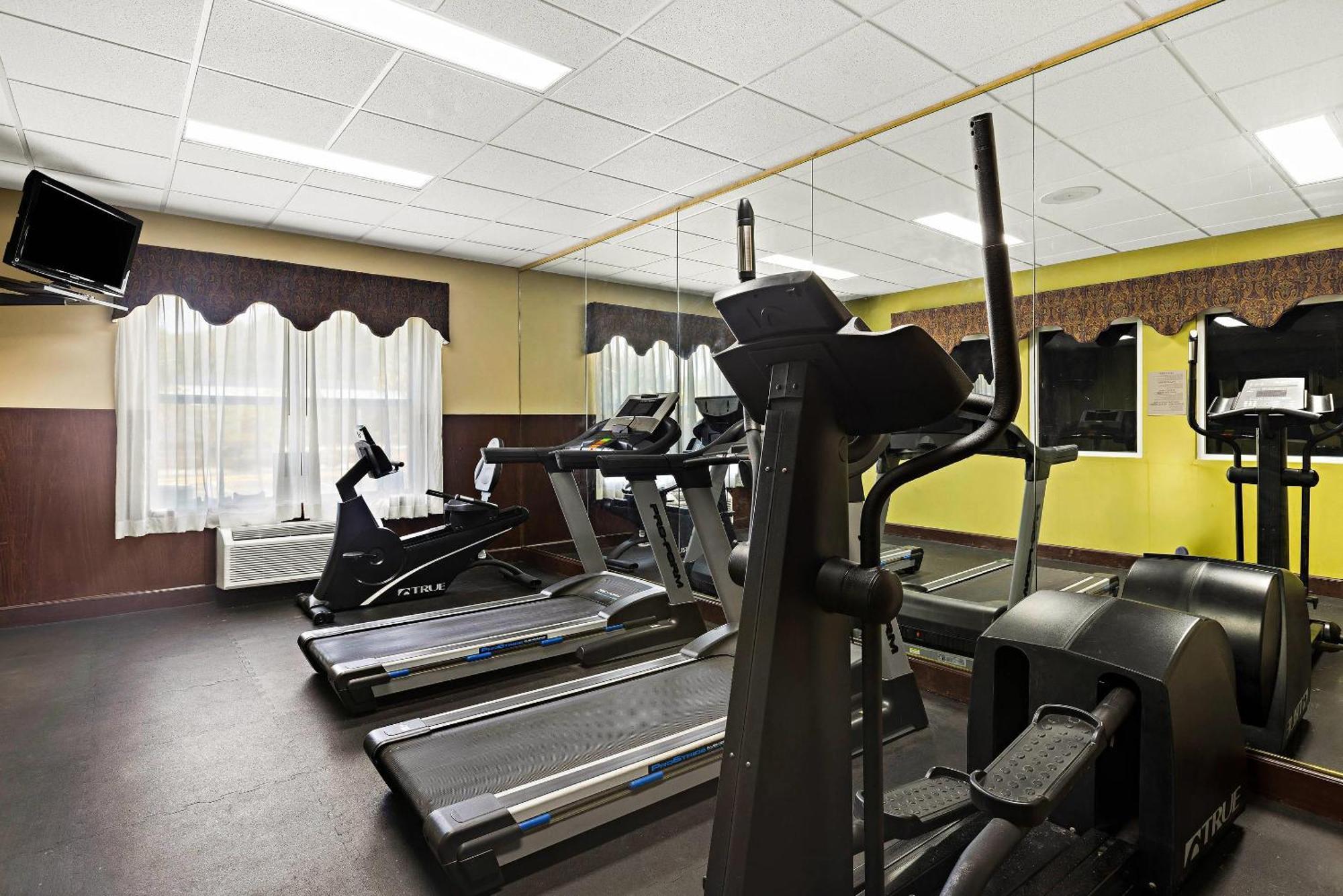 Country Inn & Suites By Radisson, Hinesville, Ga Buitenkant foto
